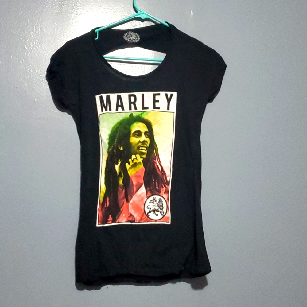 BOB Marley ripped Tshirt